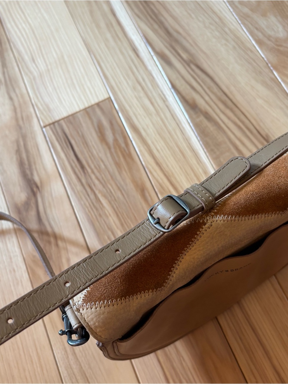 Lucky Brand Sedona Leather Suede Accent Bag - Picture 9 of 12